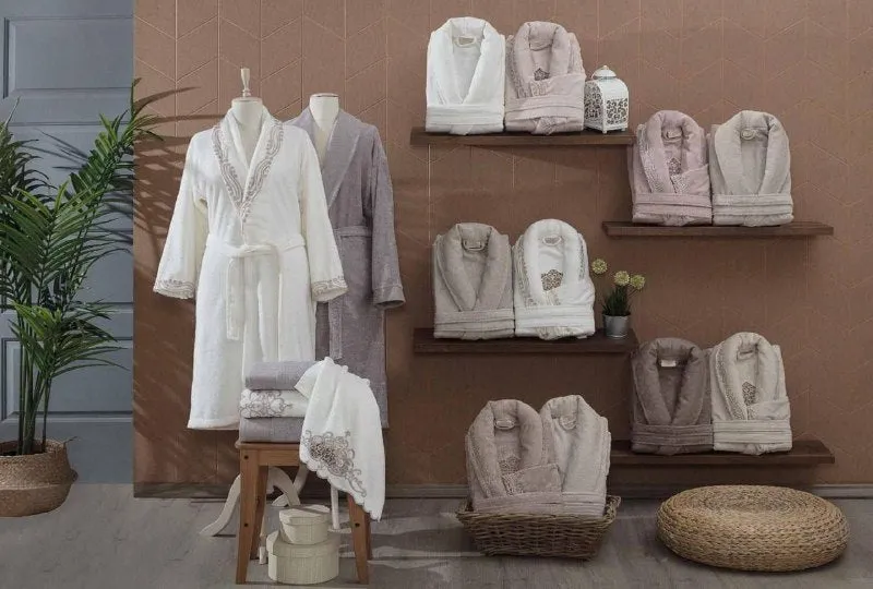 A Turkish robe set with guipure, lace and 100% bamboo cotton, 6 pieces 2 women's robes  2 towels 50 x 90 cm  2 bathrobes 90 x 150 cm