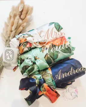 Bridesmaid Robes Floral, Satin Floral Robe for Wedding Day, Navy Bridal Party Robe, Floral Robe for Bridesmaids,
