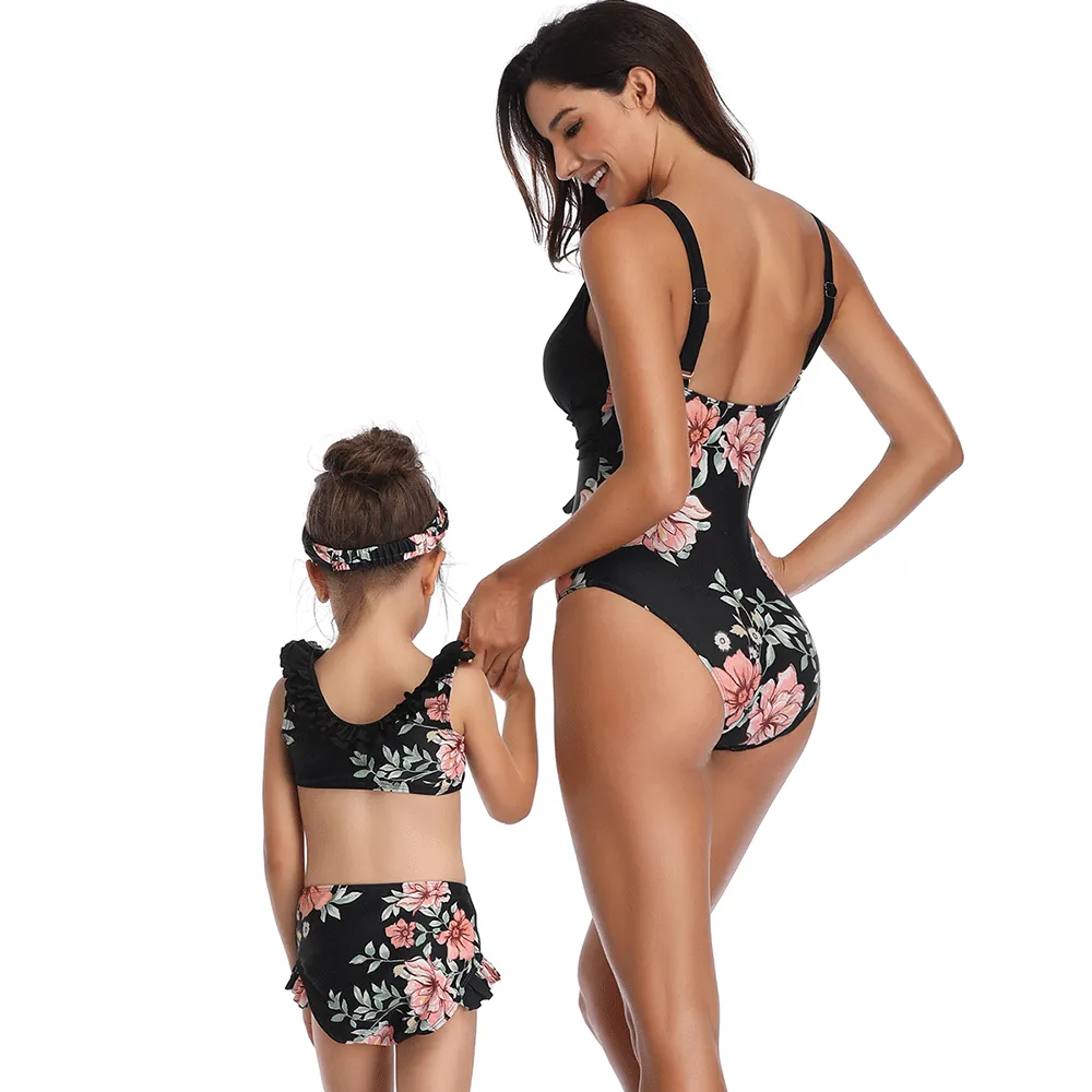 Glamorous Cutout V-neck Print One Piece Mommy and Me Swimsuits