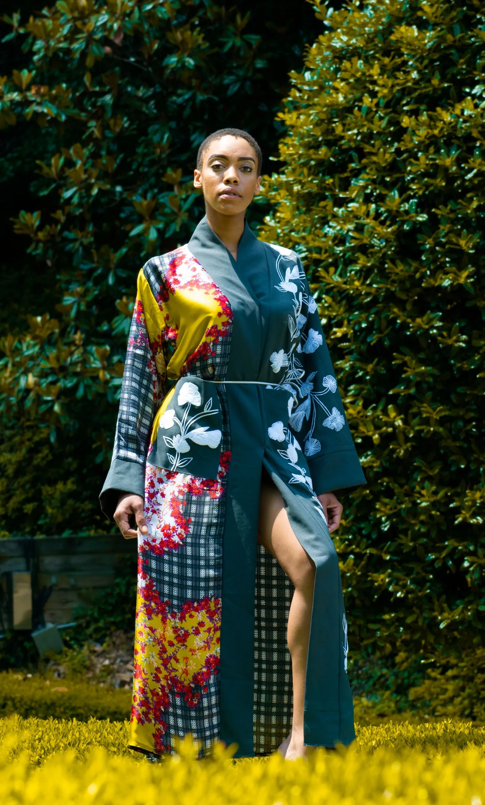 Ivy gray embroidered kimono robe
