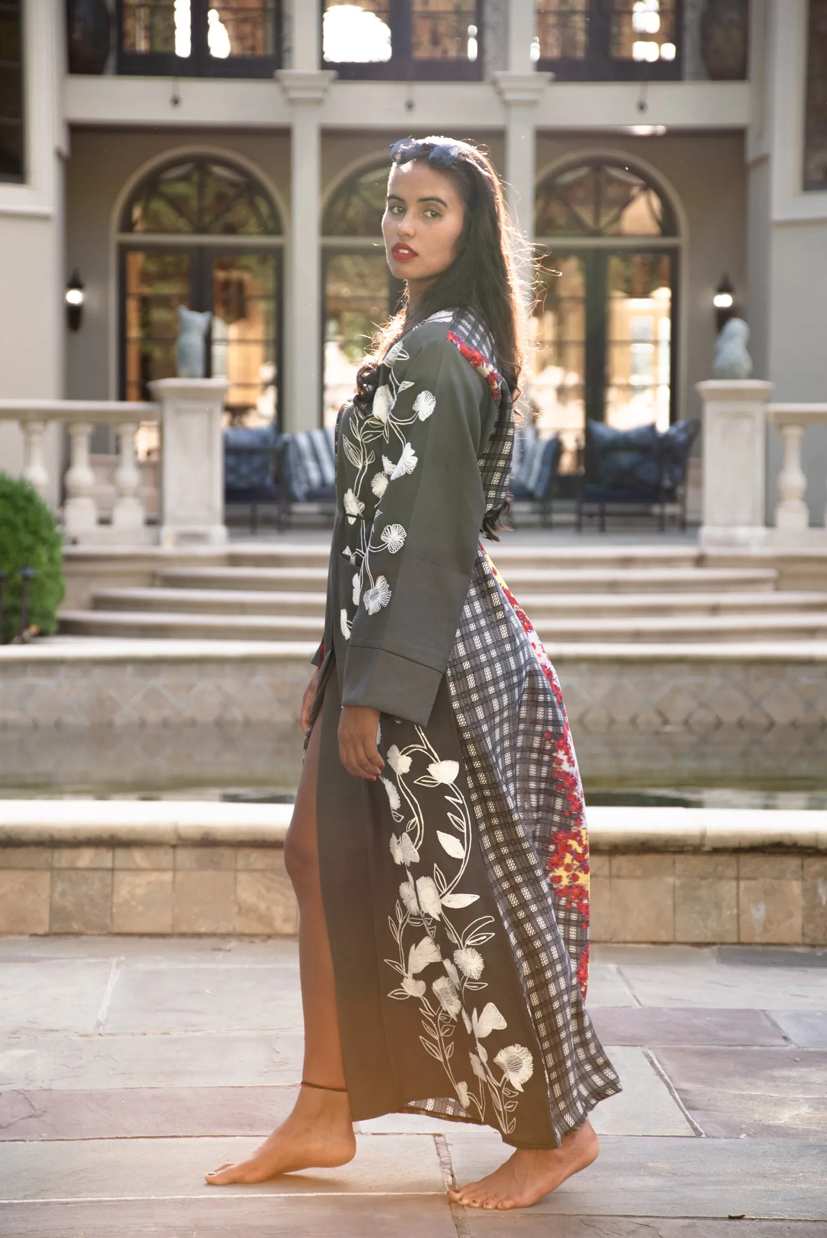 Ivy gray embroidered kimono robe