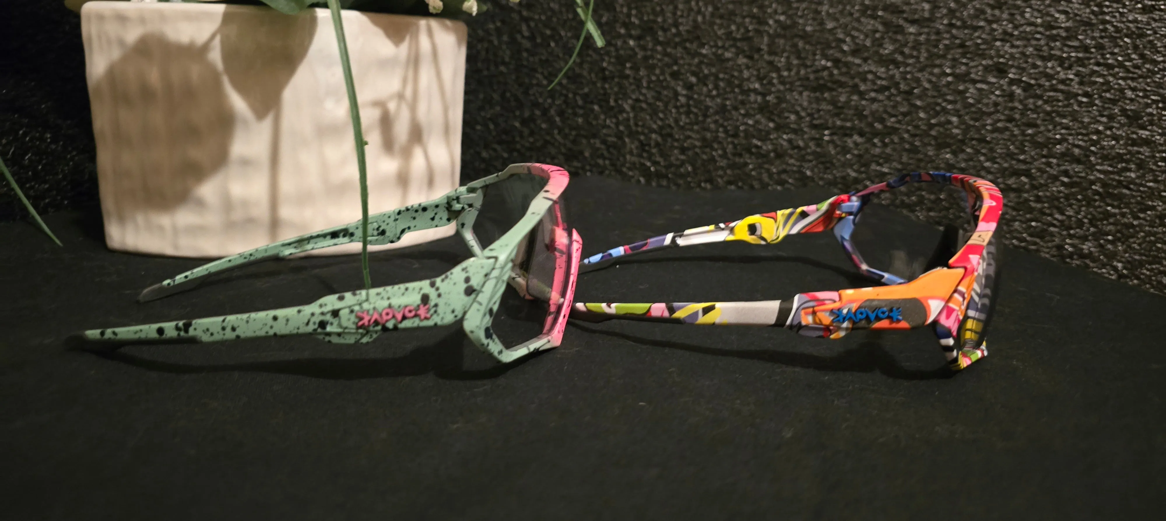 Kapvoe BUY 1 GET 1 FREE Sport Cycling Sunglasses Shades with Cases DISPLAY