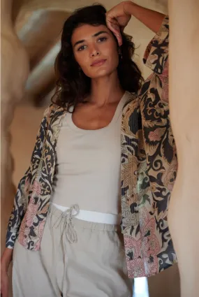 One Hundred Stars Short Lightweight Kimono in Taupe Block Print - KIMBLKTAU