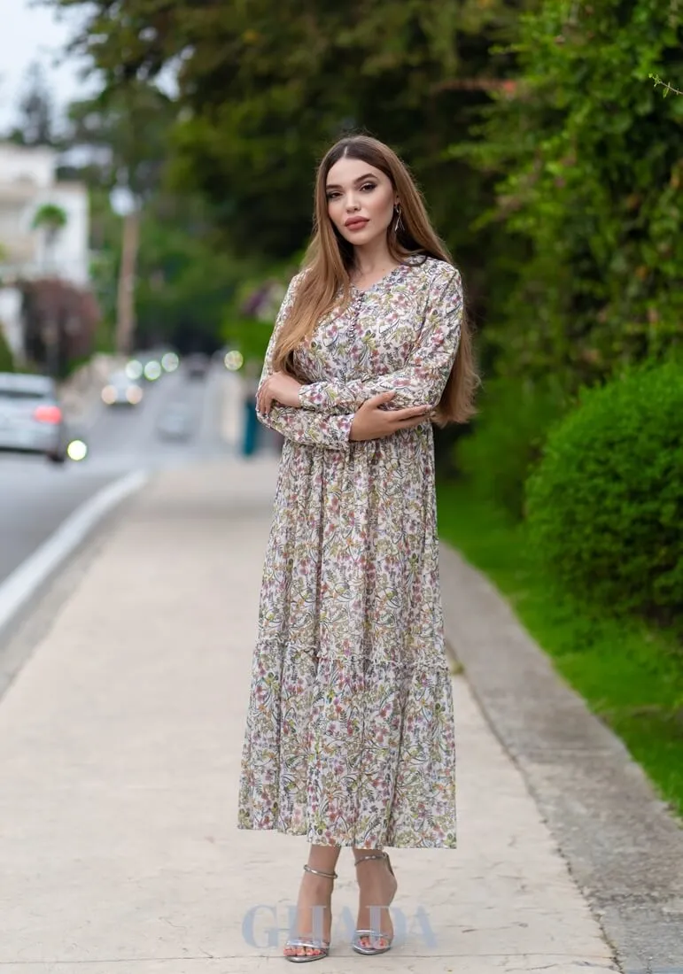 Robe longue en blanc imprimée