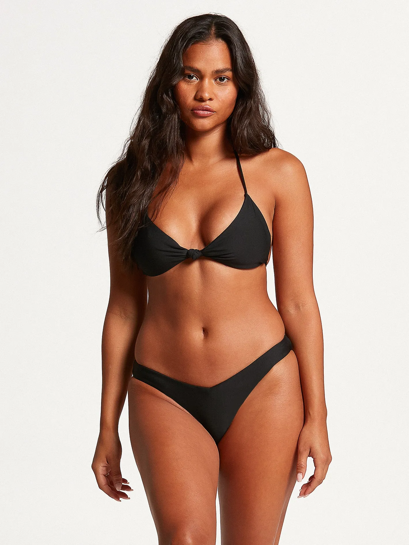 Simply Seamless V Bikini Bottom - Black