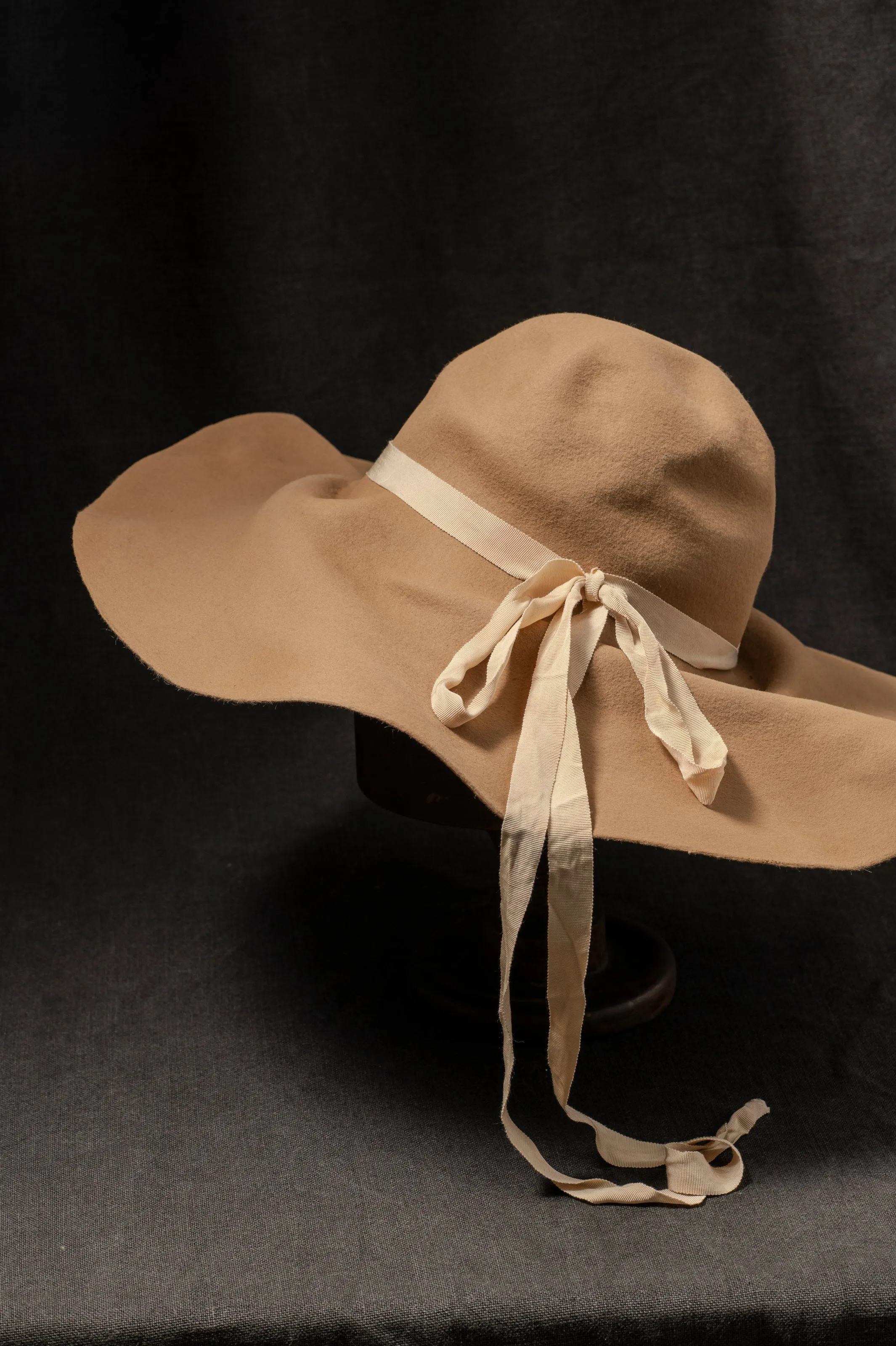 SS24 LE No. 02 Rabbit Fur Felt Hat - Sand EB