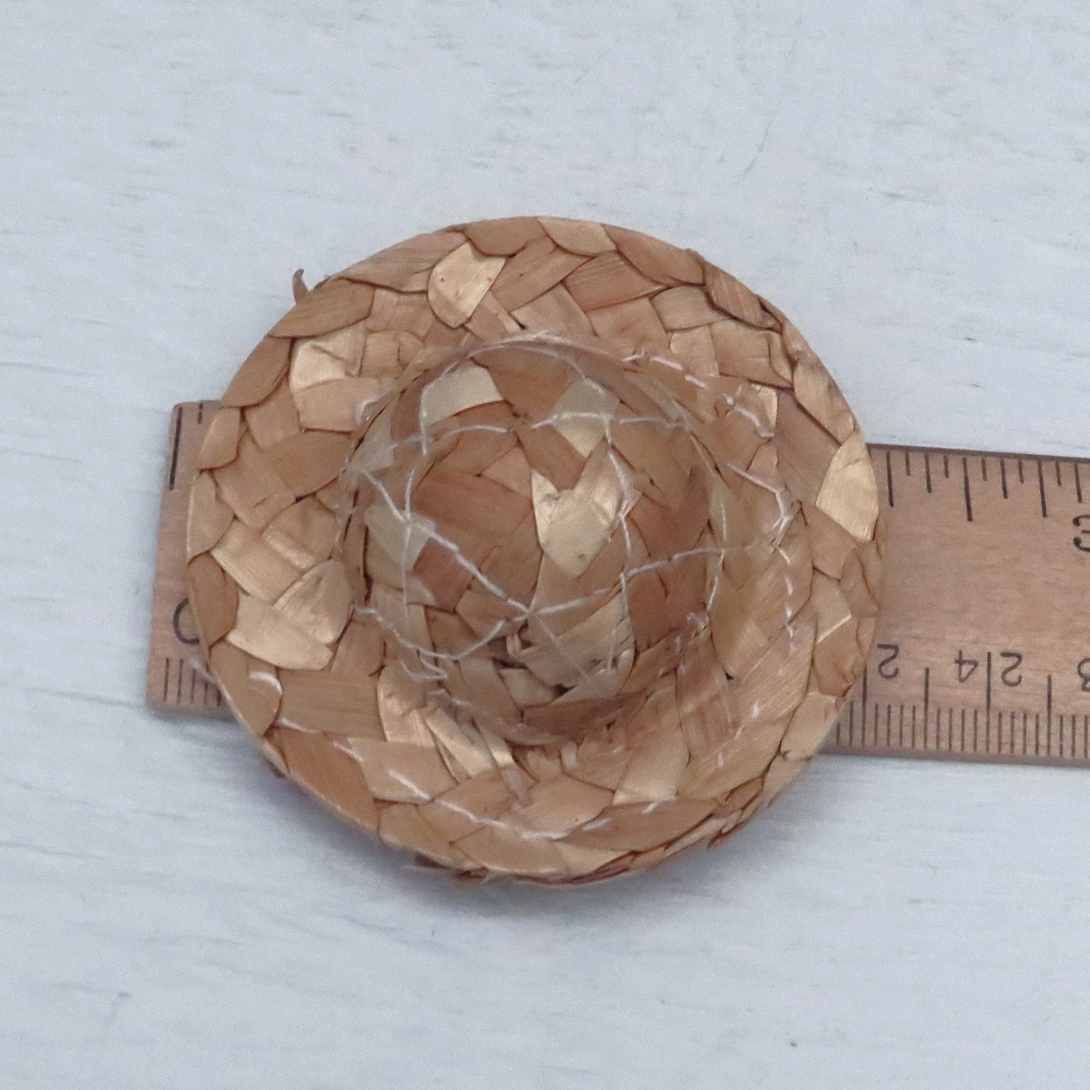 Tiny Straw Hat for Ceramic Figurines, Hat Ornaments.