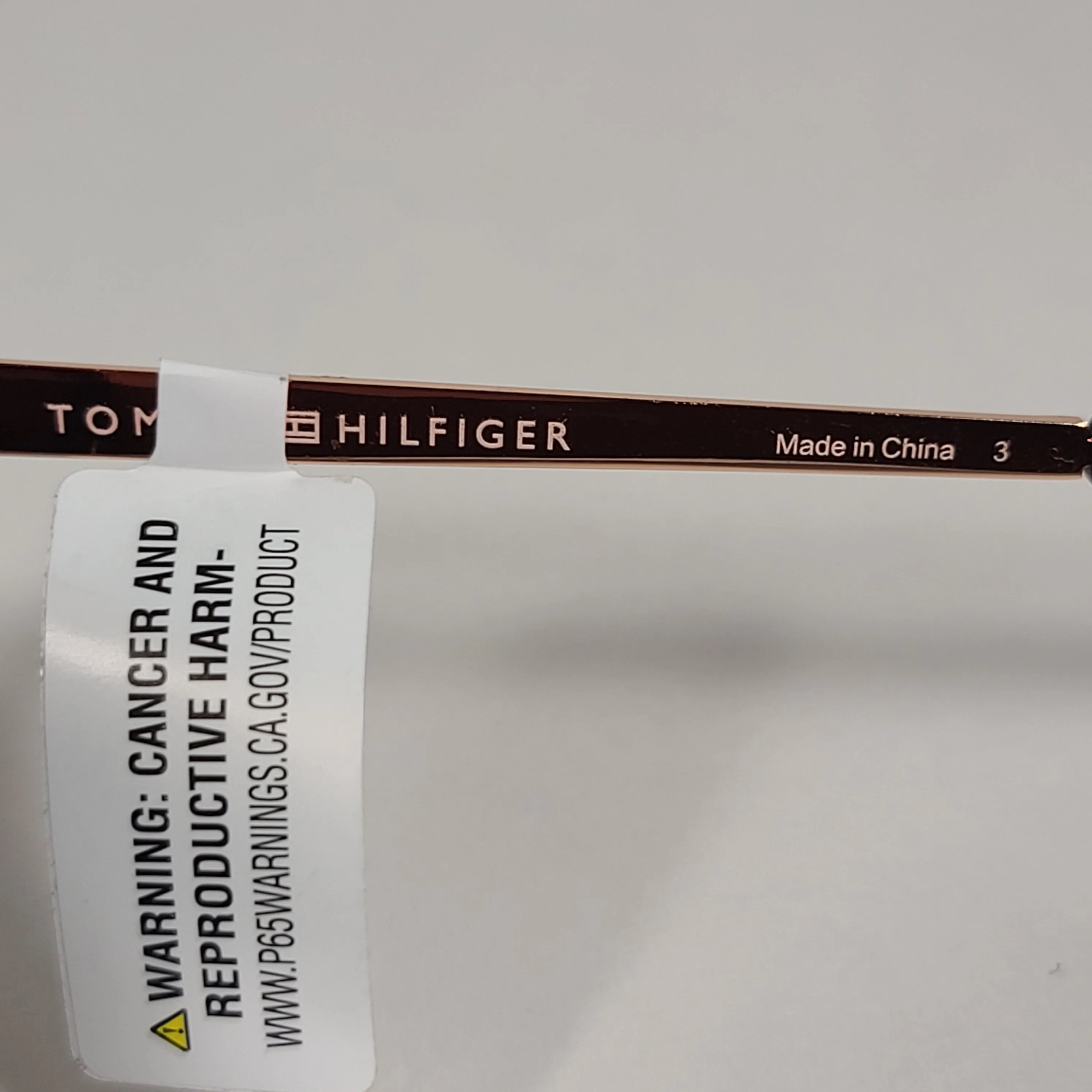 Tommy Hilfiger Tru Round Cateye Sunglasses Black Rose Gold Smoke Gradient Lens TRU WP OL463