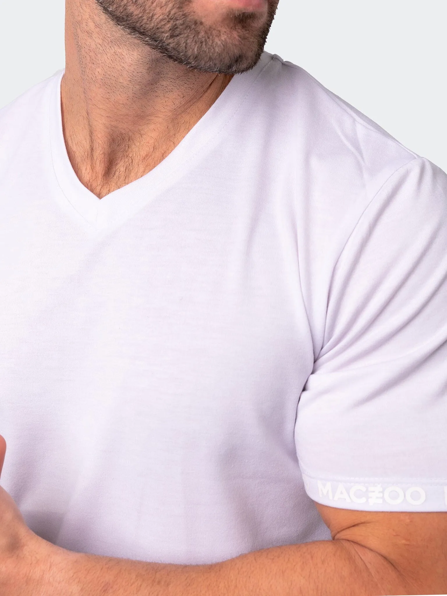 V-Neck VivaldiSleeve White