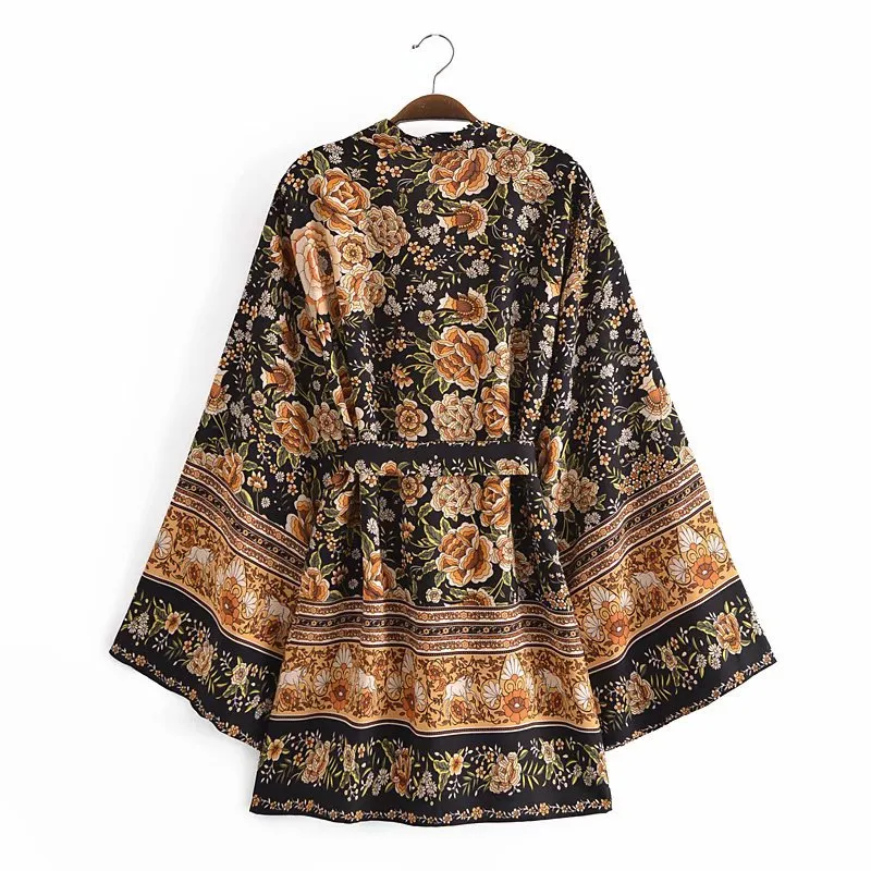 Wide Sleeved Floral Kimono Jacket
